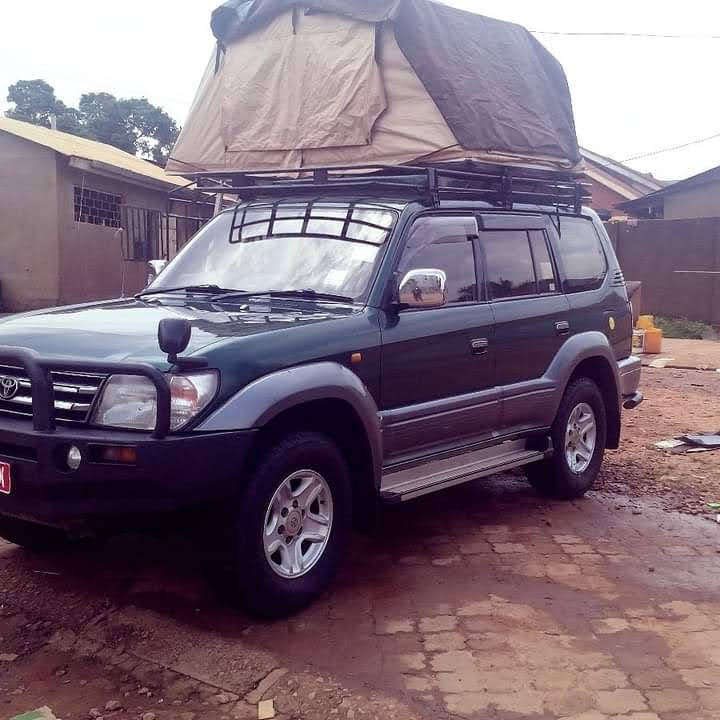  Why Rent a Car in Uganda?